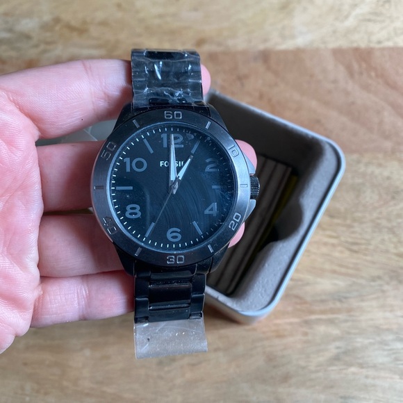 NWT Fossil Gunmetal Grey Watch - Picture 2 of 4
